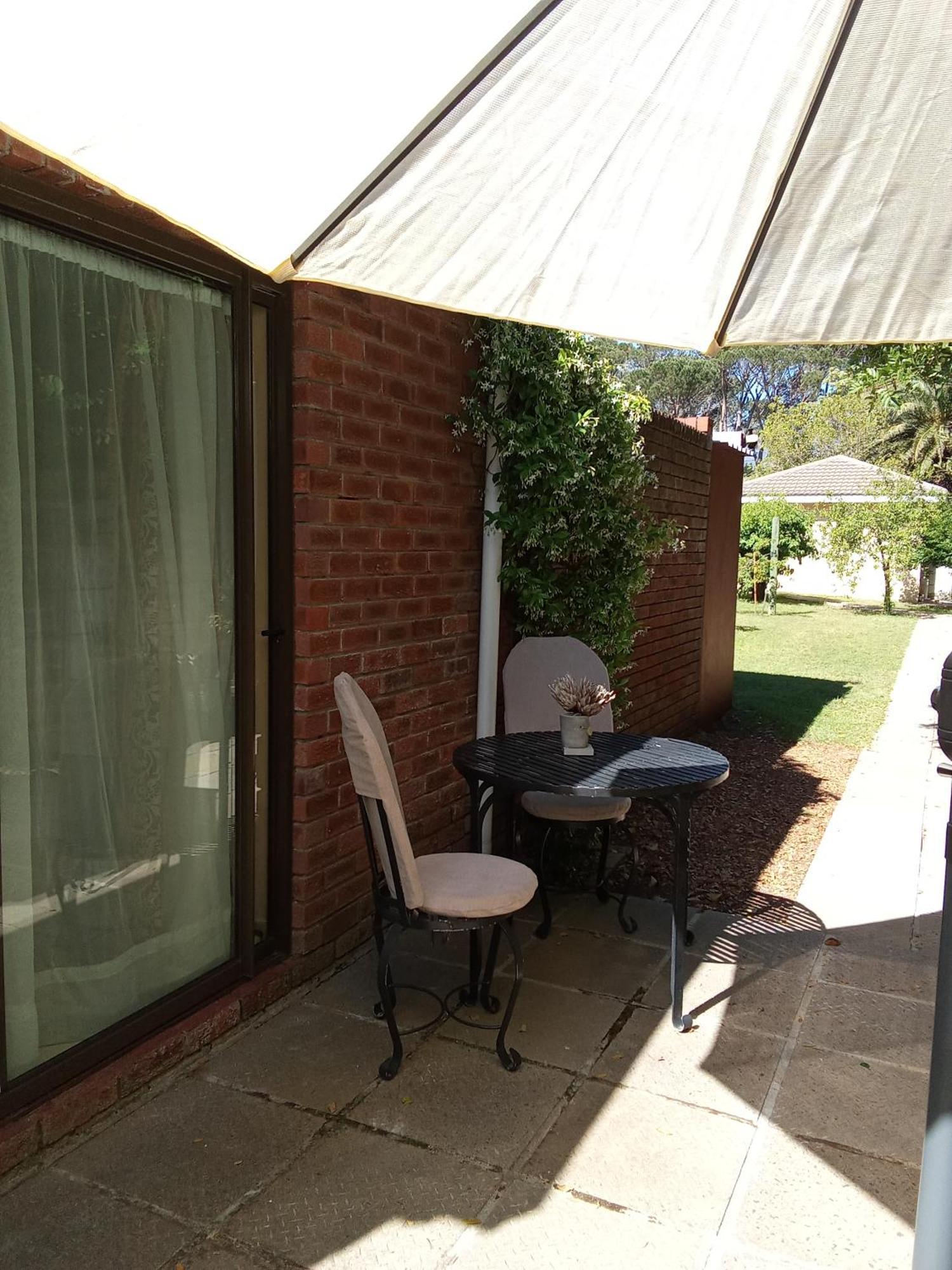 Gaestehaus Helderbergview Somerset West Exterior photo